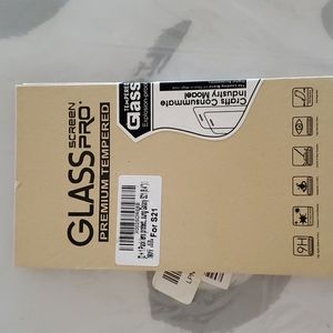 Screen protectors galaxy S21 (8.4)